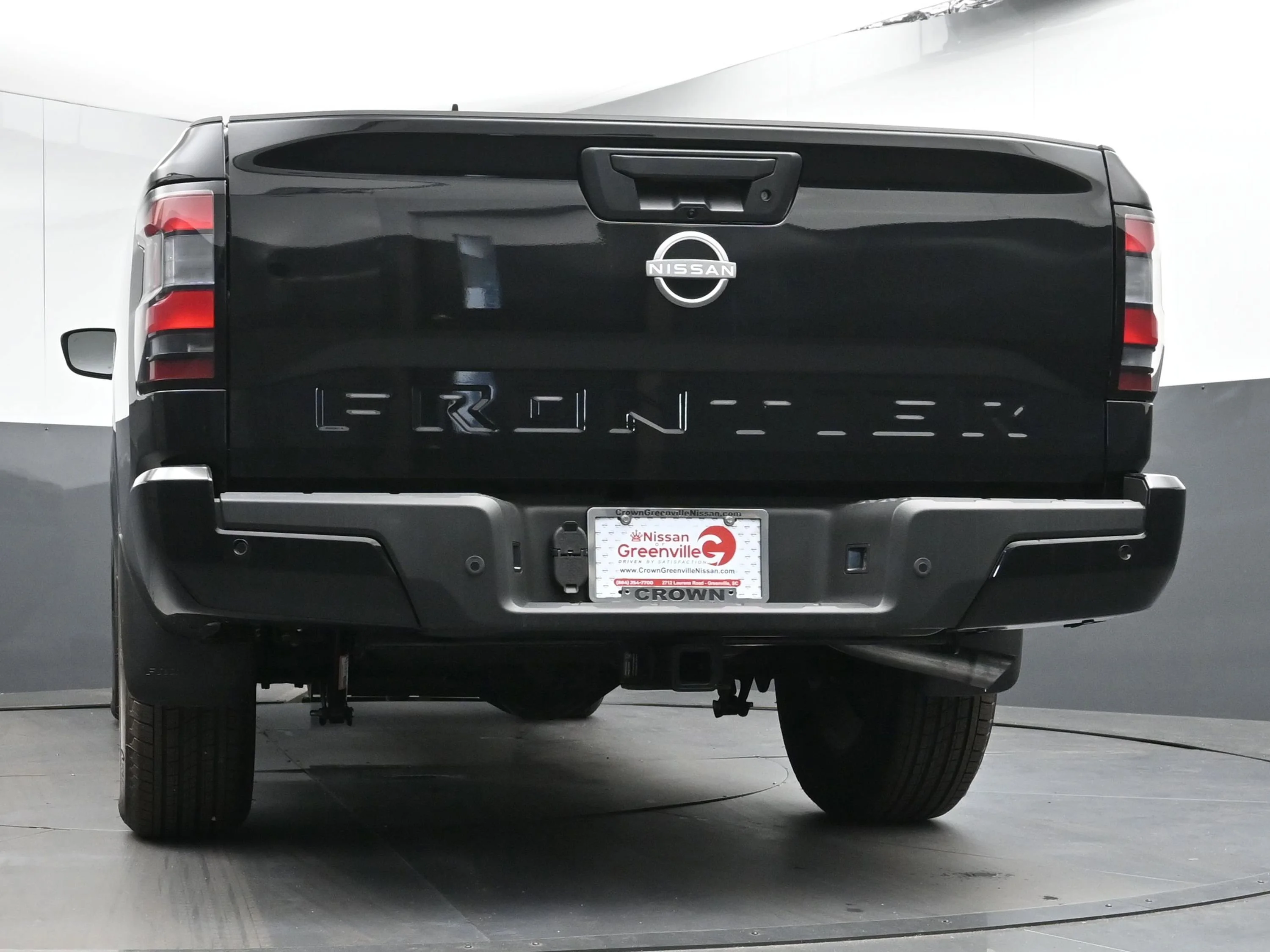 New 2025 Super Black Nissan King Cab® SV image 26