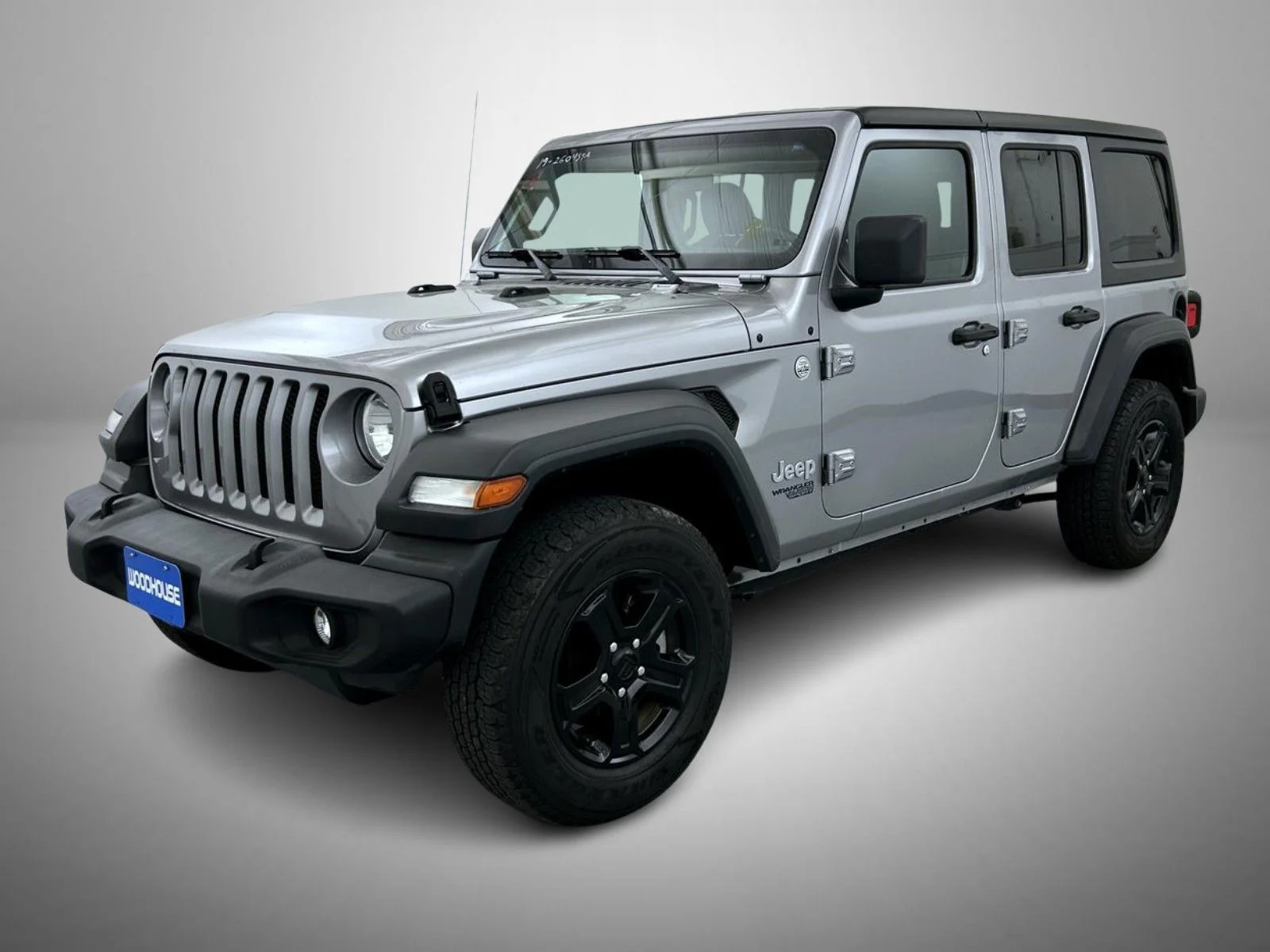Used 2019 Silver Jeep Unlimited Sport S image 1