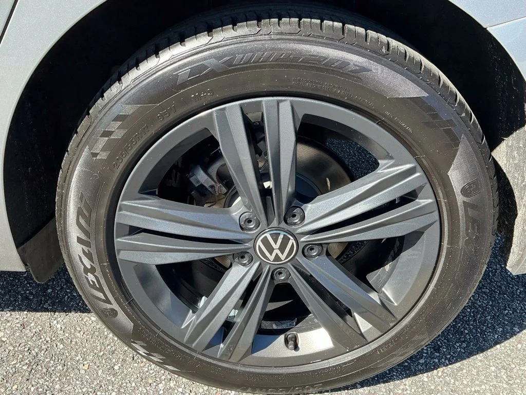 Used 2022  Volkswagen 1.5T SE image 23