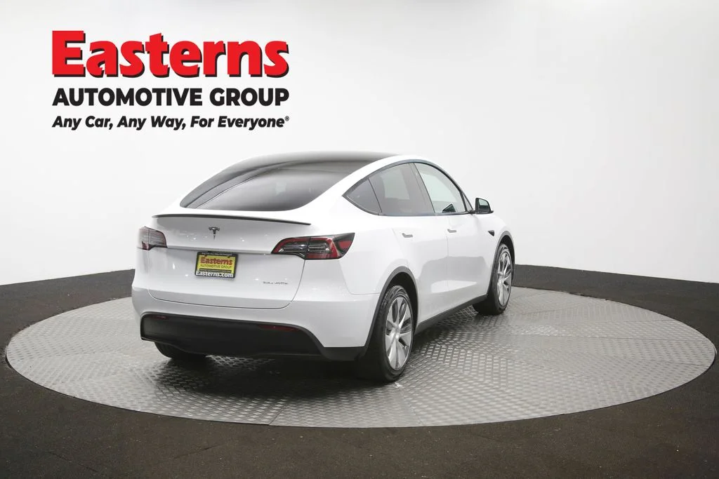 Used 2023 White Tesla Long Range image 34