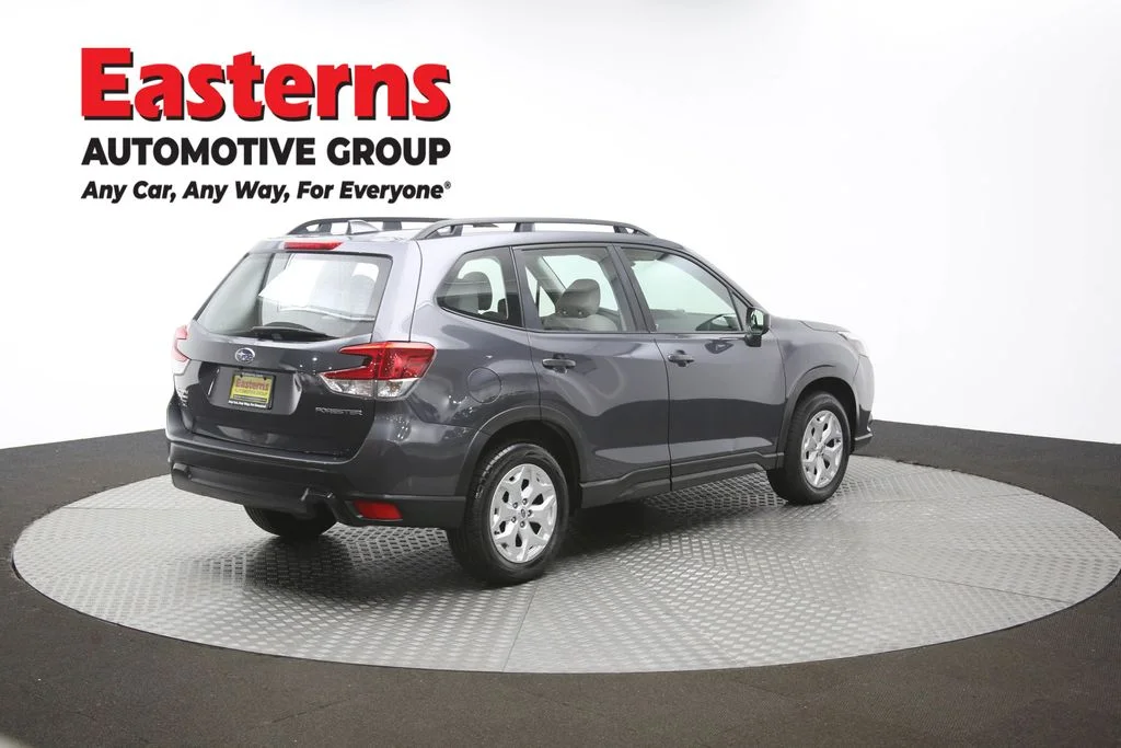 Used 2023 Gray Subaru Base image 39