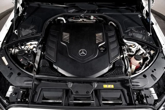 Used 2023 White Mercedes-Benz S 580 image 11