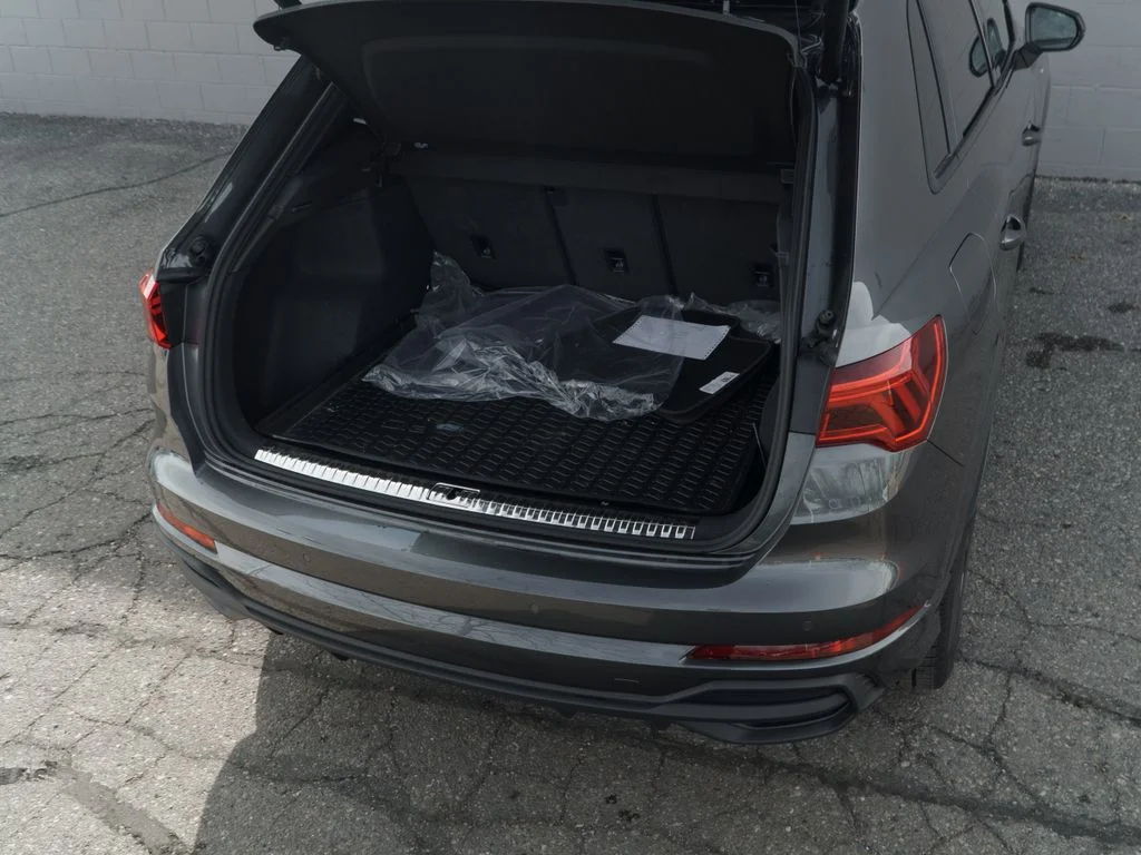 Used 2025 Gray Audi Premium Plus image 14