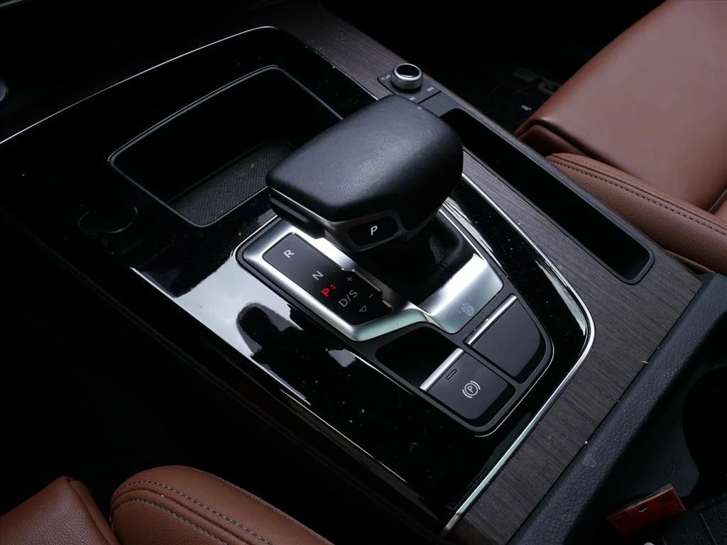 2024 Audi Q5 Premium - Photo 23