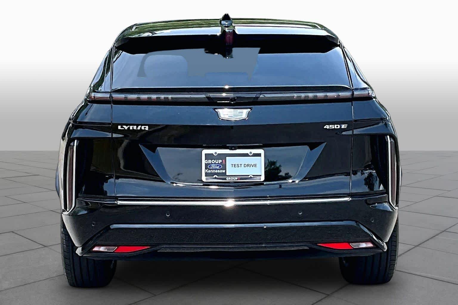 Used 2025 Stellar Black Metallic Cadillac Luxury image 5