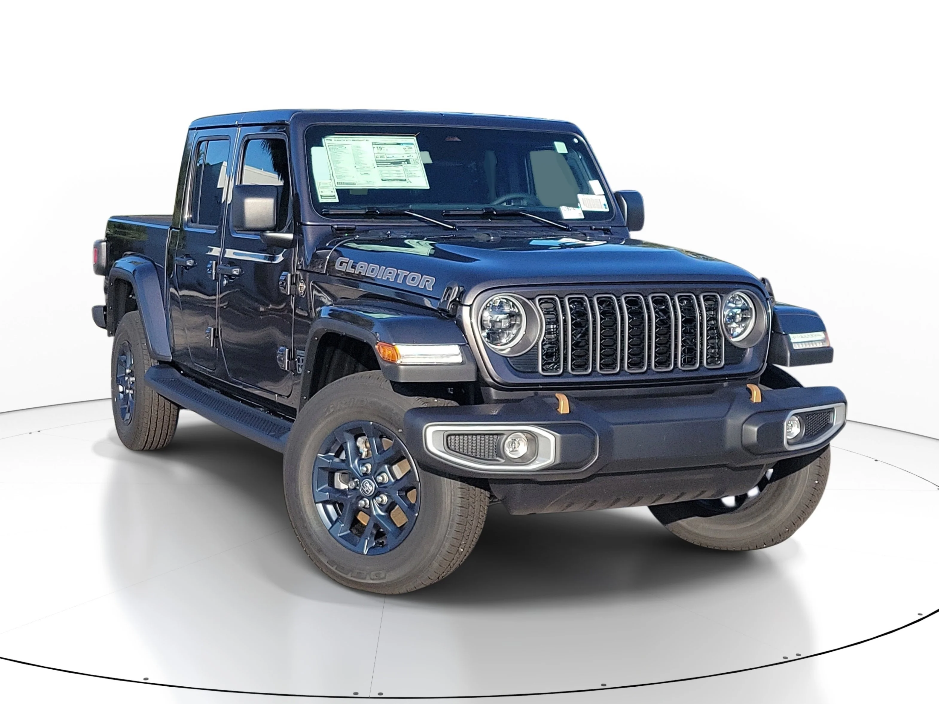 2026 Jeep Gladiator 85th Anniversary Edition Auto's photo