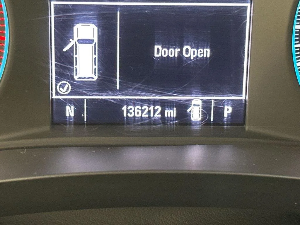Used 2021 Summit White Chevrolet LS image 23