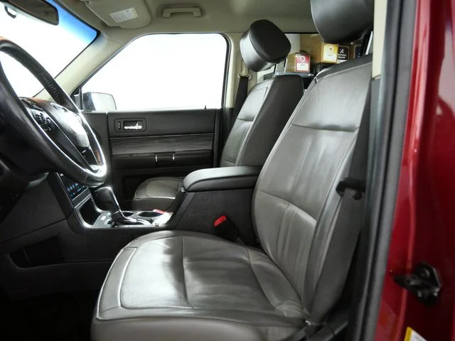 Used 2018 Red Ford Limited image 17
