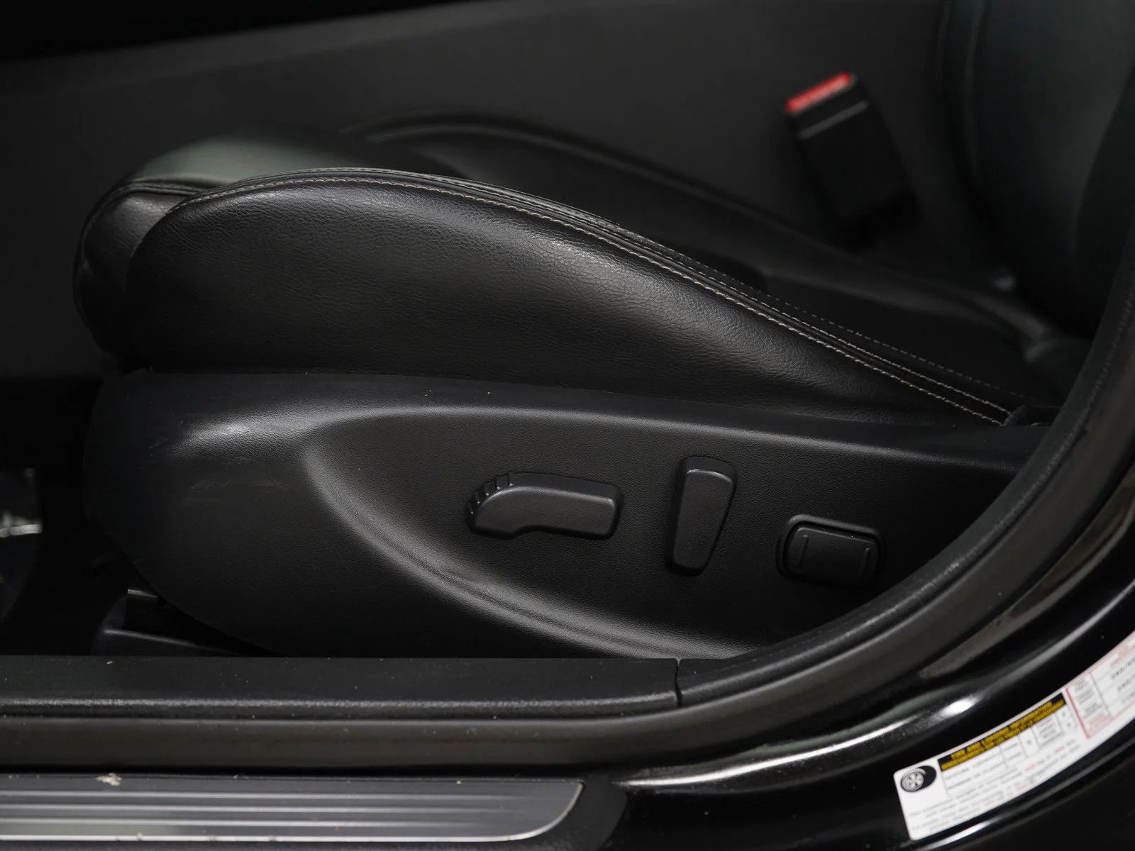 Used 2017 Super Black Nissan 3.5 SV image 22