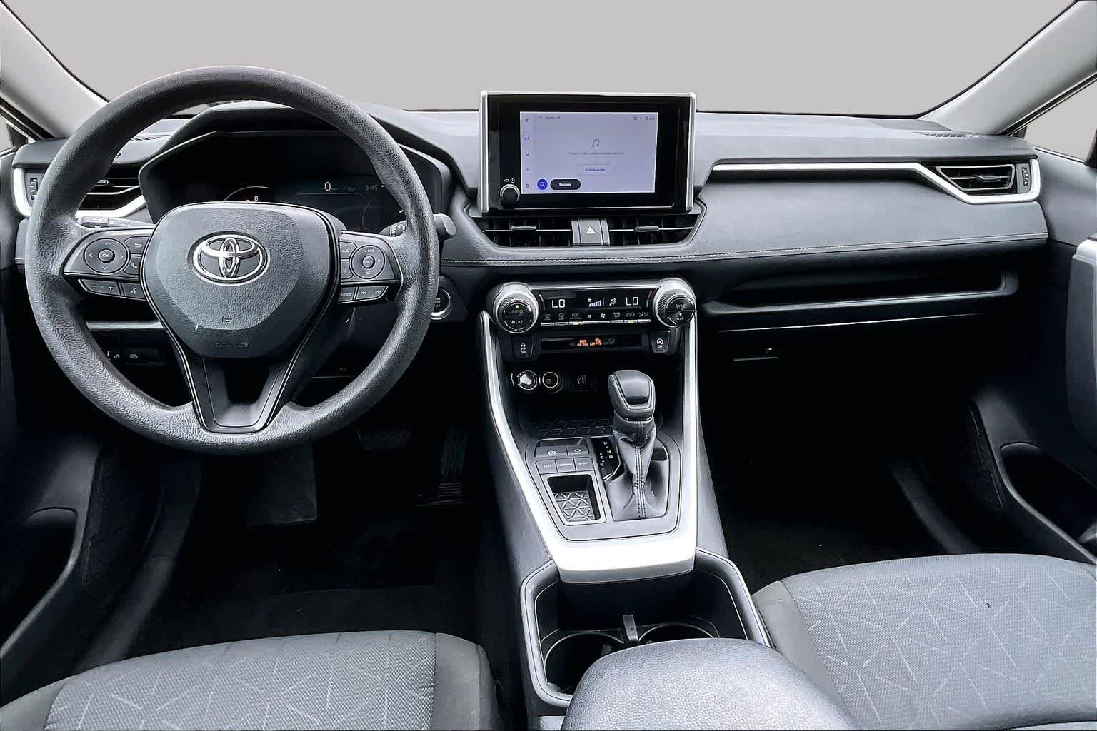Used 2025 Ice Cap Toyota XLE image 16
