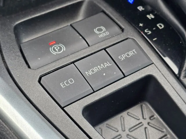 Used 2021 Gray Toyota XLE image 34
