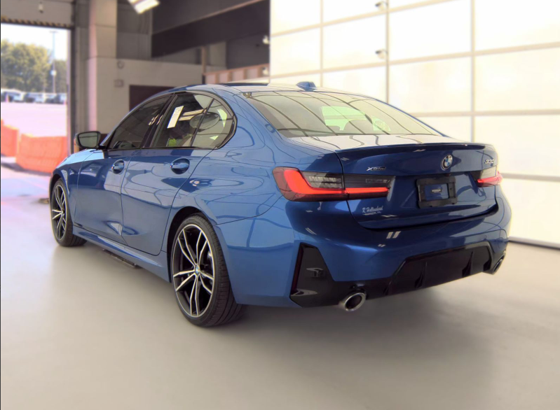 Used 2023 Blue BMW 330i xDrive image 3