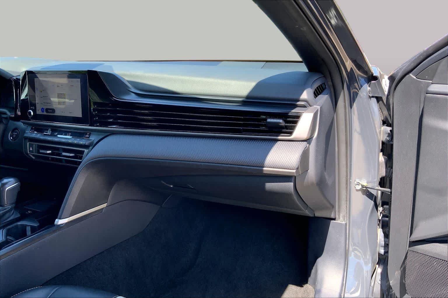 Used 2025 Underground Toyota SE image 18