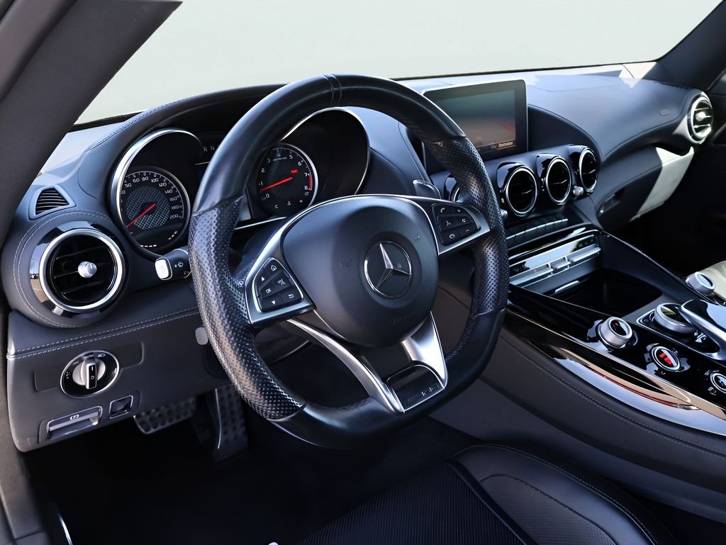 Used 2019 Iridium Silver Metallic Mercedes-Benz Base image 19