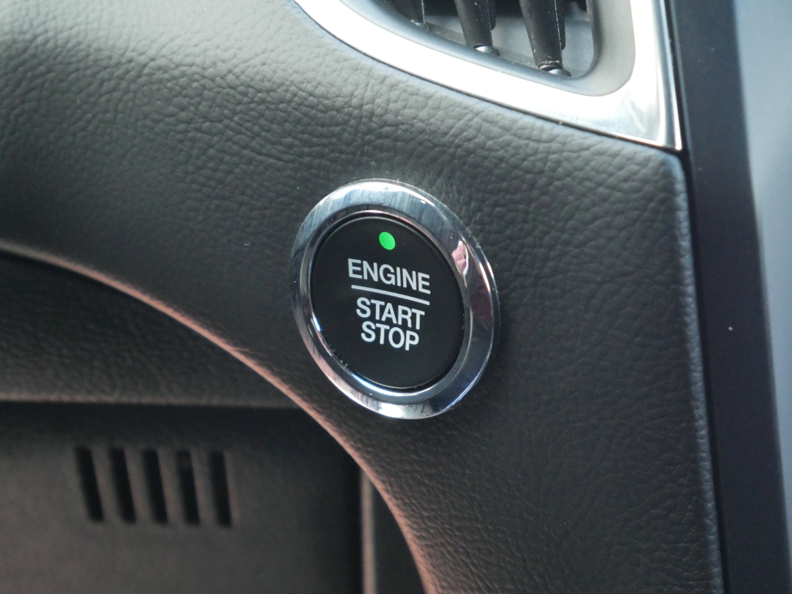 Used 2023 Forged Green Metallic Ford ST image 8