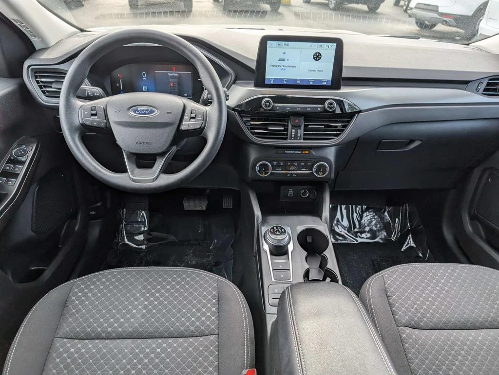 Used 2025 Silver Ford Active image 3
