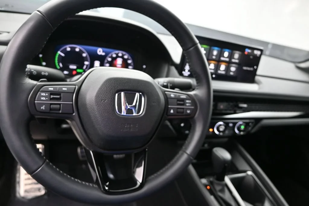 Certified Used 2025 Urban Gray Pearl Honda Sport image 72
