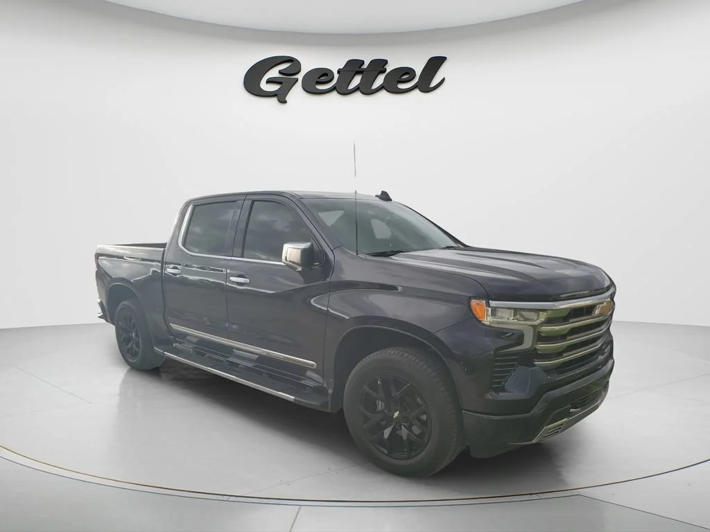 Used 2022 DARK ASH METALLIC Chevrolet High Country image 2