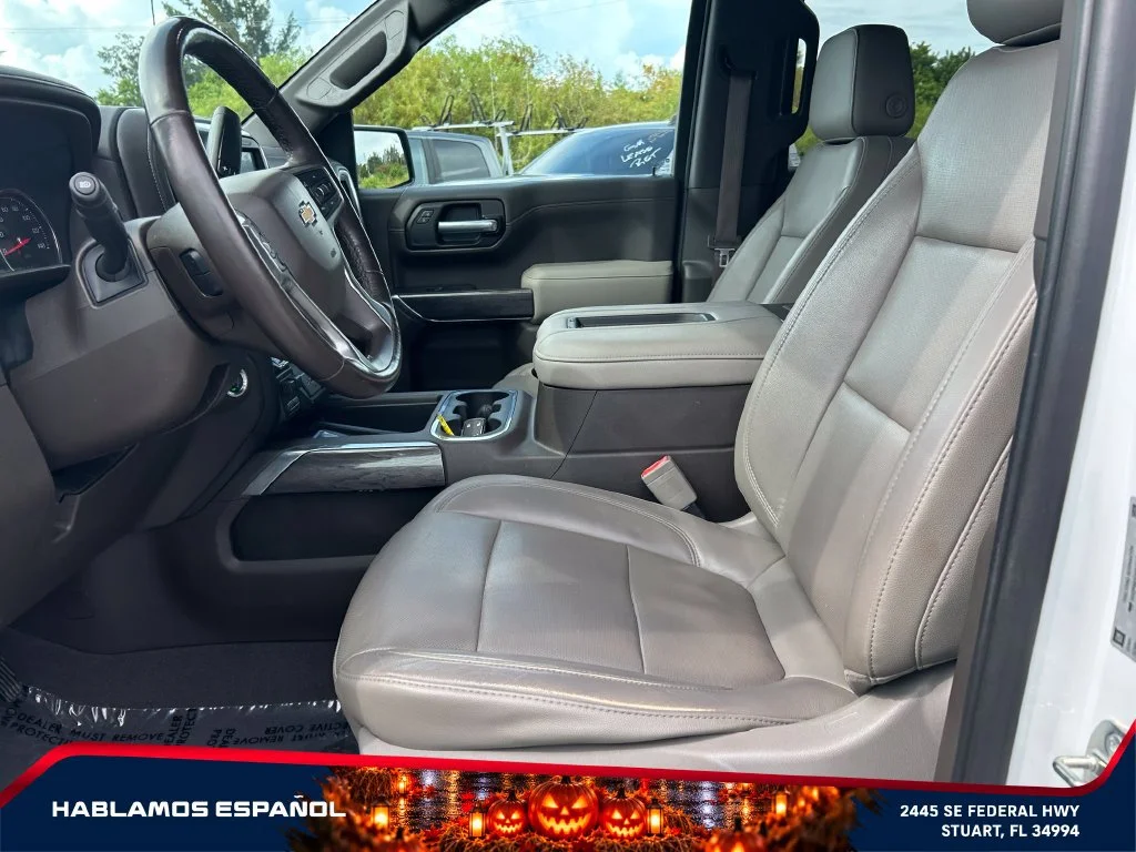 Used 2019 IRIDESCENT PEARL TRICOAT Chevrolet LTZ image 9