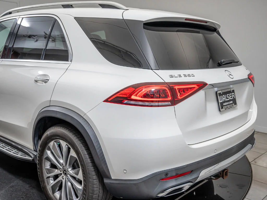 Used 2020 Polar White Mercedes-Benz GLE 350 image 19