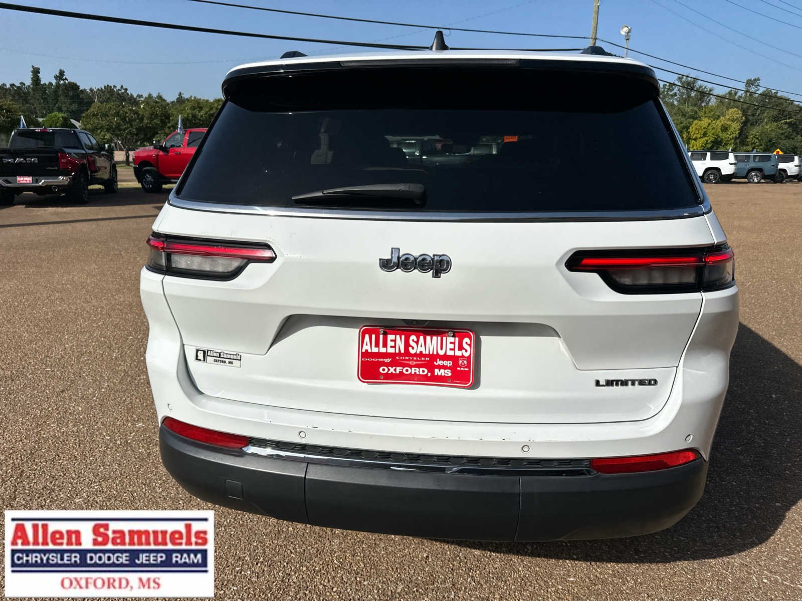 Certified Used 2023 Bright White Clearcoat Jeep Limited image 4