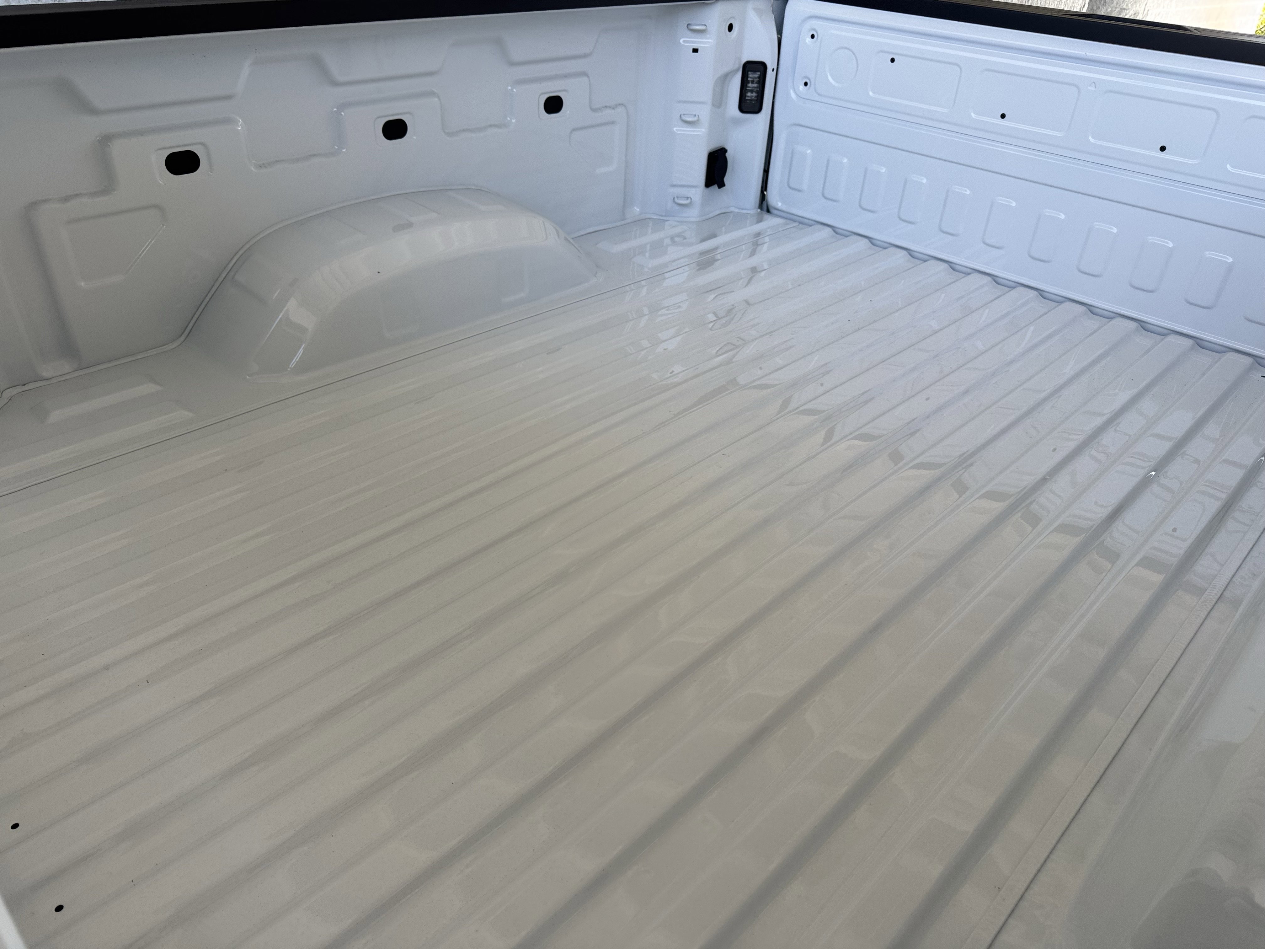 New 2026 Summit White Chevrolet Custom image 20
