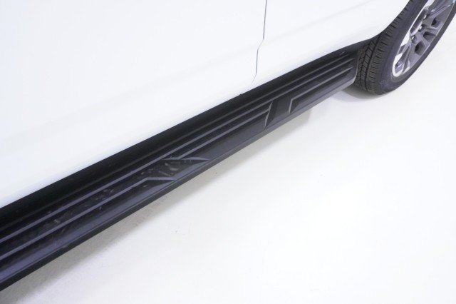 2027 Chevrolet Tahoe LS - Photo 12