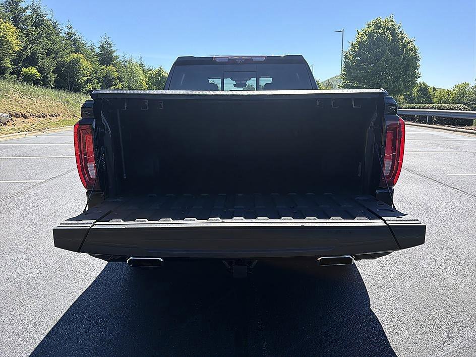Used 2023 Onyx Black GMC Denali image 23
