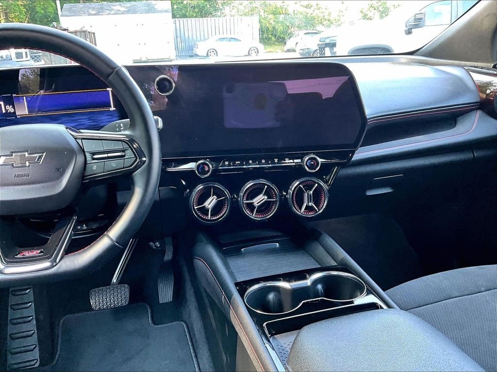 Used 2024 Gray Chevrolet RS image 17