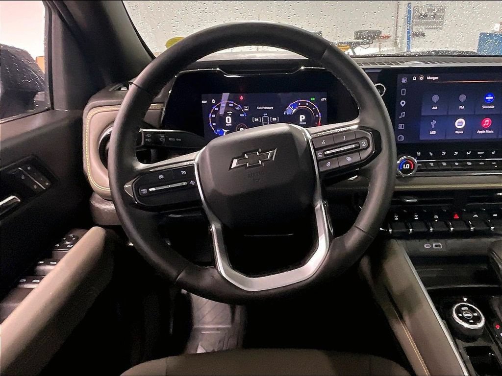 Used 2025 Black Chevrolet ZR2 image 17