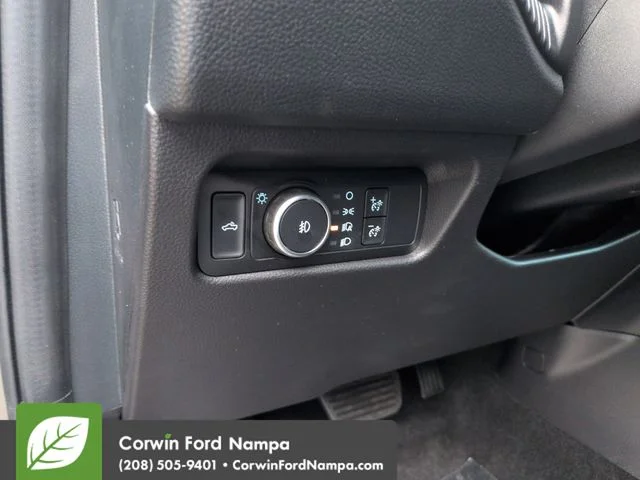 New 2026 Gray Ford Lariat image 13