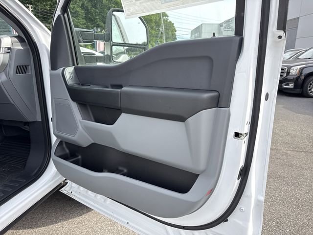 New 2026 White Ford XL image 24
