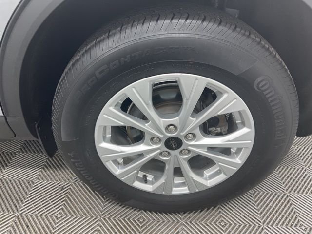 Used 2023 Silver Metallic Ford Active image 10