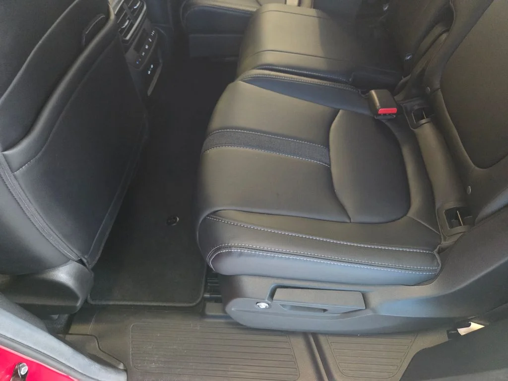 2025 Honda Pilot EX-L - Photo 21
