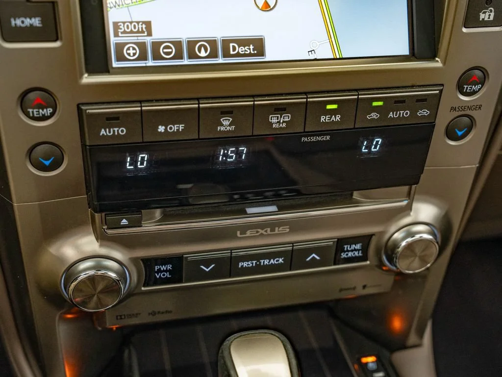 Used 2021 Onyx Black Lexus 460 Premium image 35