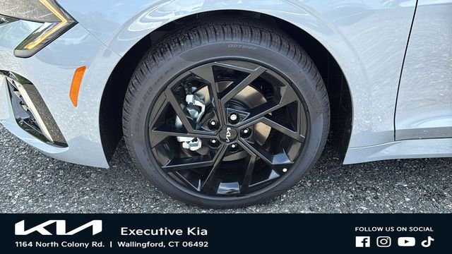 New 2026 Wolf Gray Kia GT-Line AWD image 8