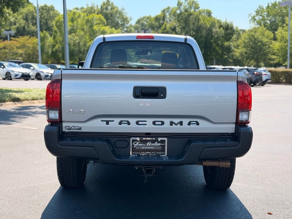 Certified Used 2022 Silver Toyota SR image 11