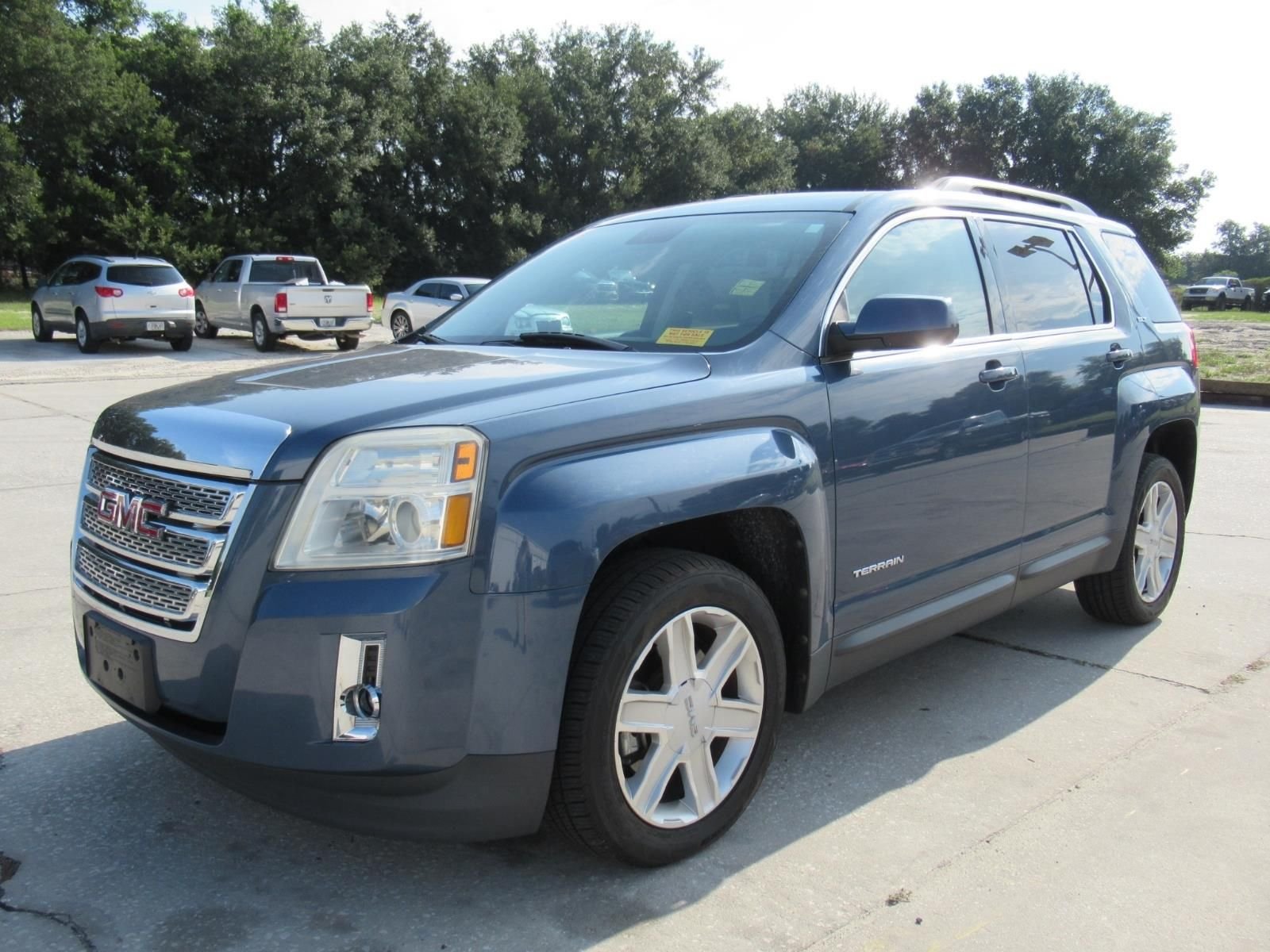 Used 2012 Blue GMC SLT-1 image 2