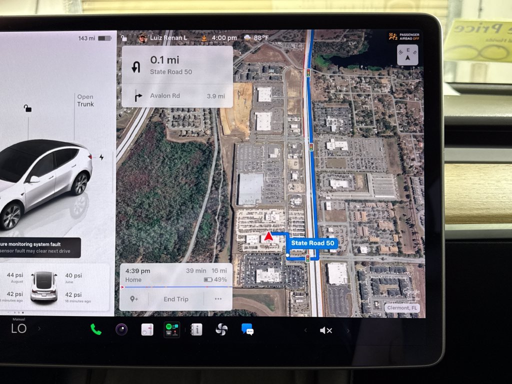 2022 Tesla Model Y Long Range - Photo 14