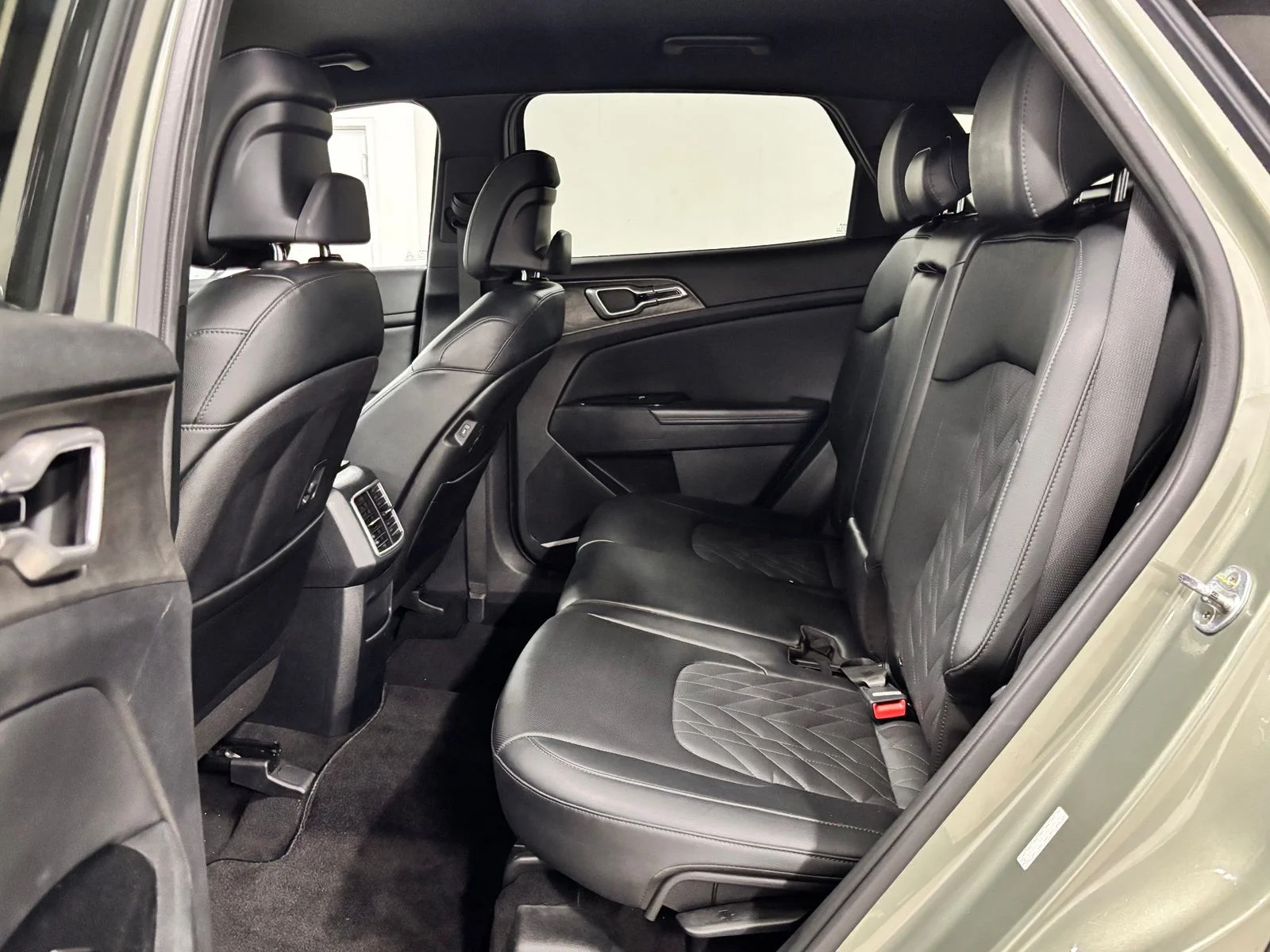 Used 2023 Green Kia X-Line image 20
