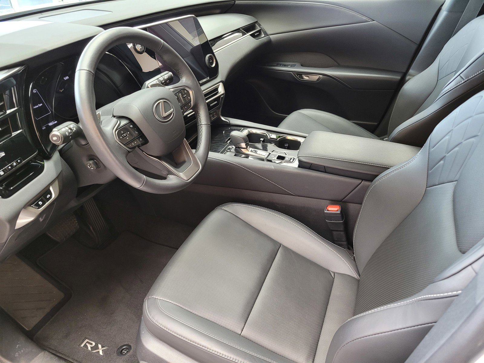 Used 2024 EMINENT WHITE PEARL Lexus  image 16