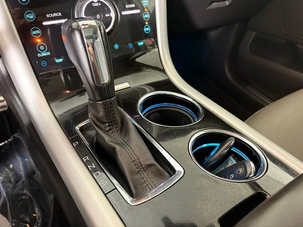 Used 2014 White Ford Sport image 38