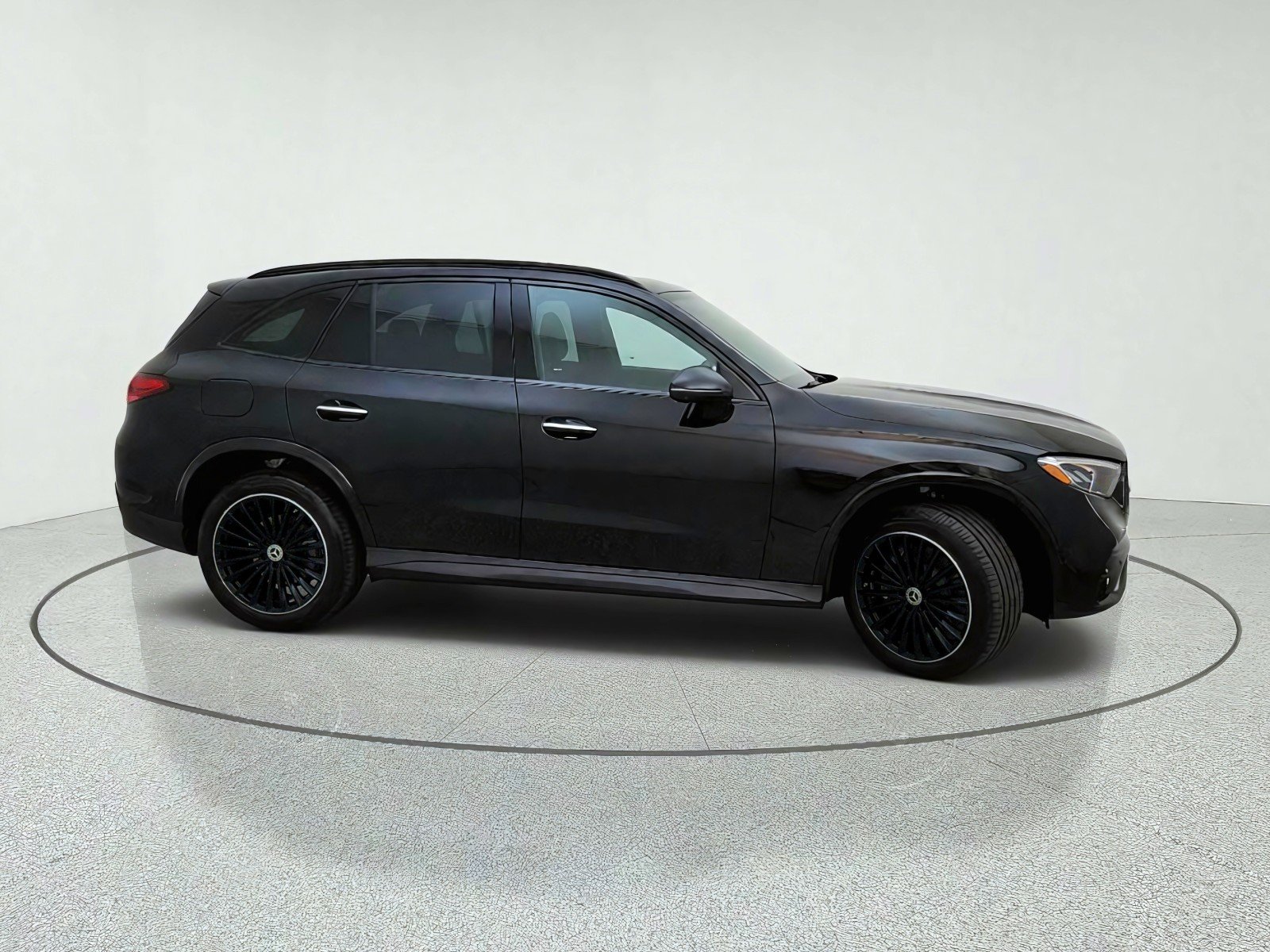 Certified Used 2026 Black Mercedes-Benz GLC 300 image 6