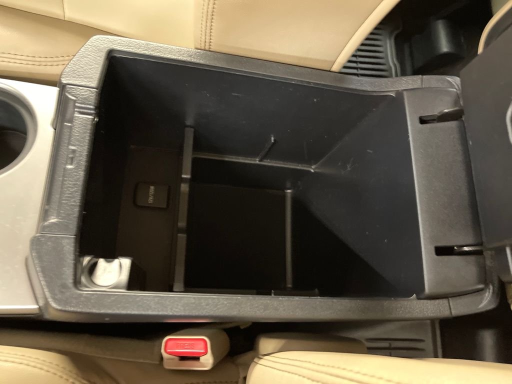 Used 2017 Black Toyota SR5 Premium image 27