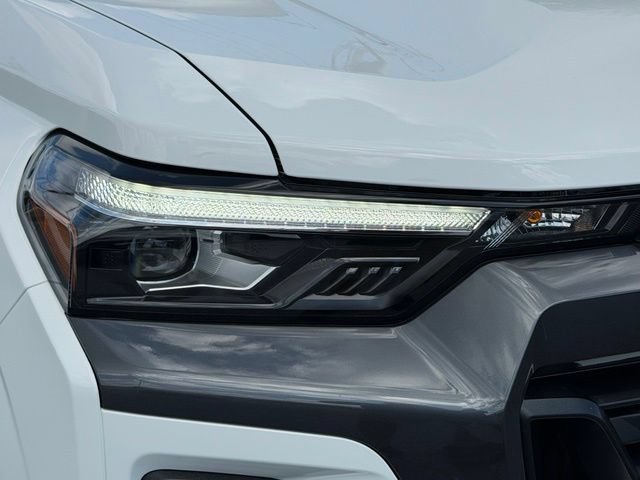 2026 Chevrolet Colorado LT - Photo 16