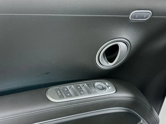 New 2026 White Hyundai Blue SEL Premium image 10