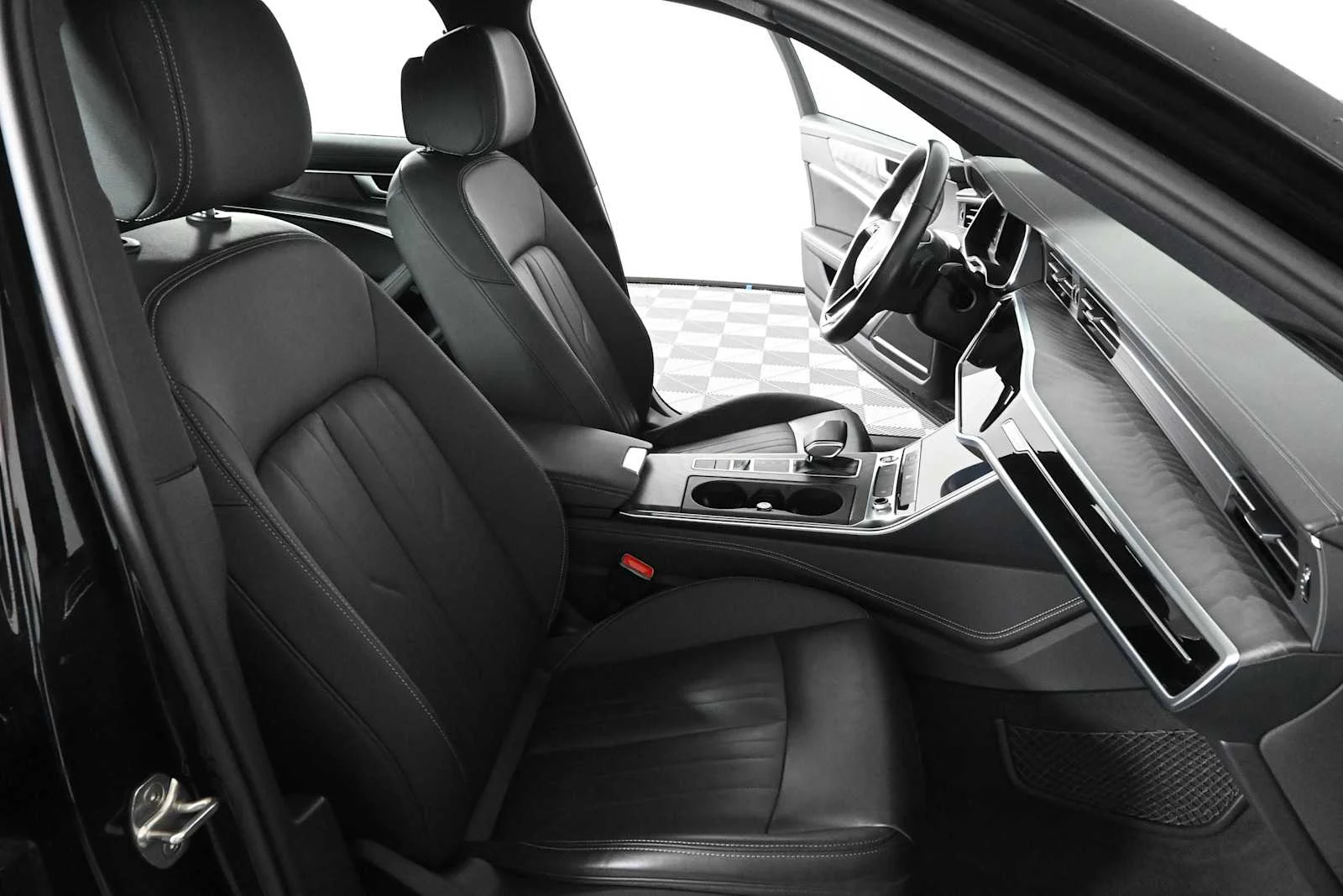 Used 2024 Brilliant Black Audi Premium Plus image 12