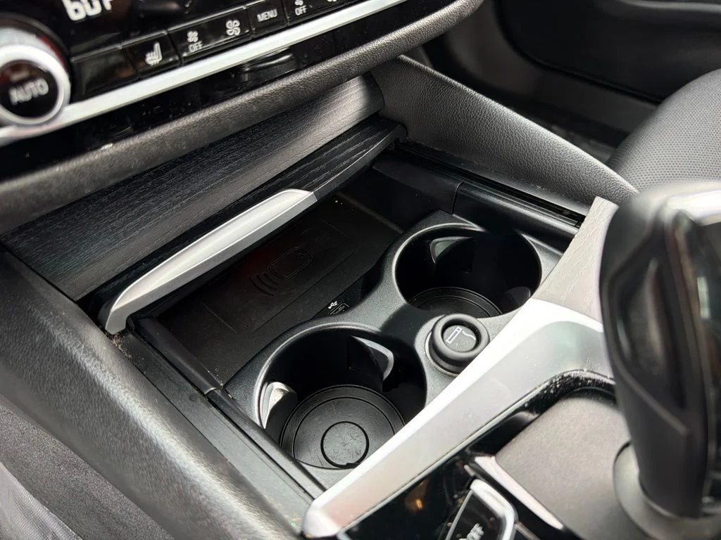 Used 2023 Black BMW 530i xDrive image 37
