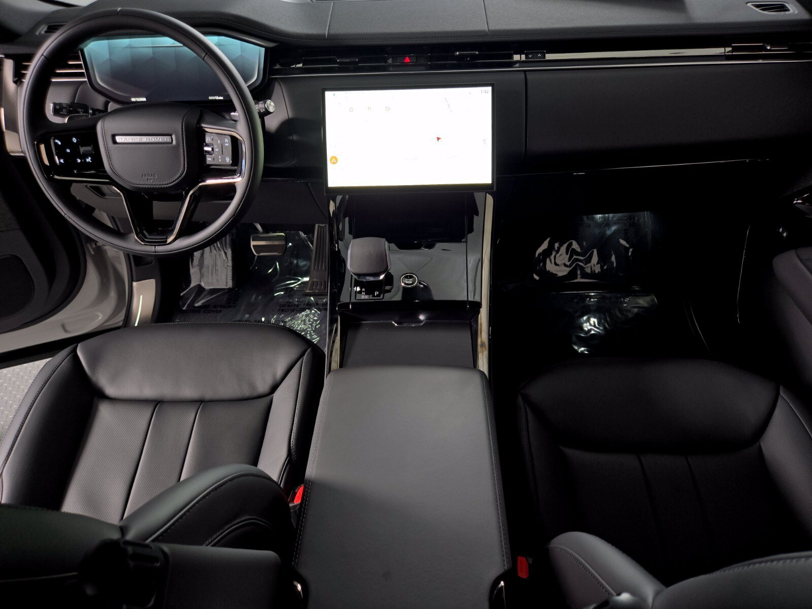 New 2027 Borasco Grey Land Rover Dynamic SE image 4