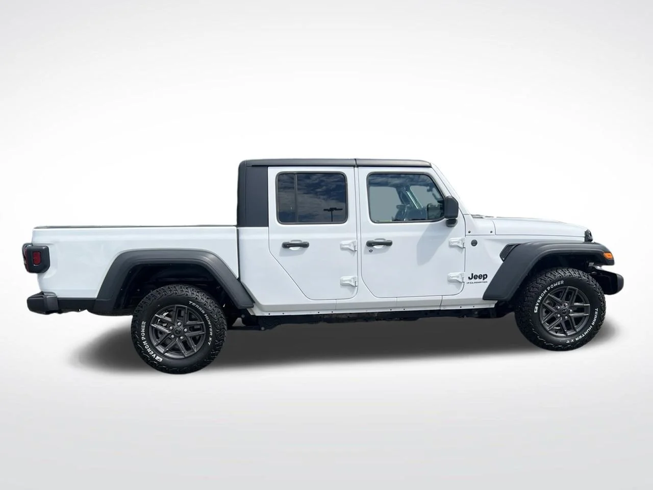 Used 2025 White Jeep Sport S image 6